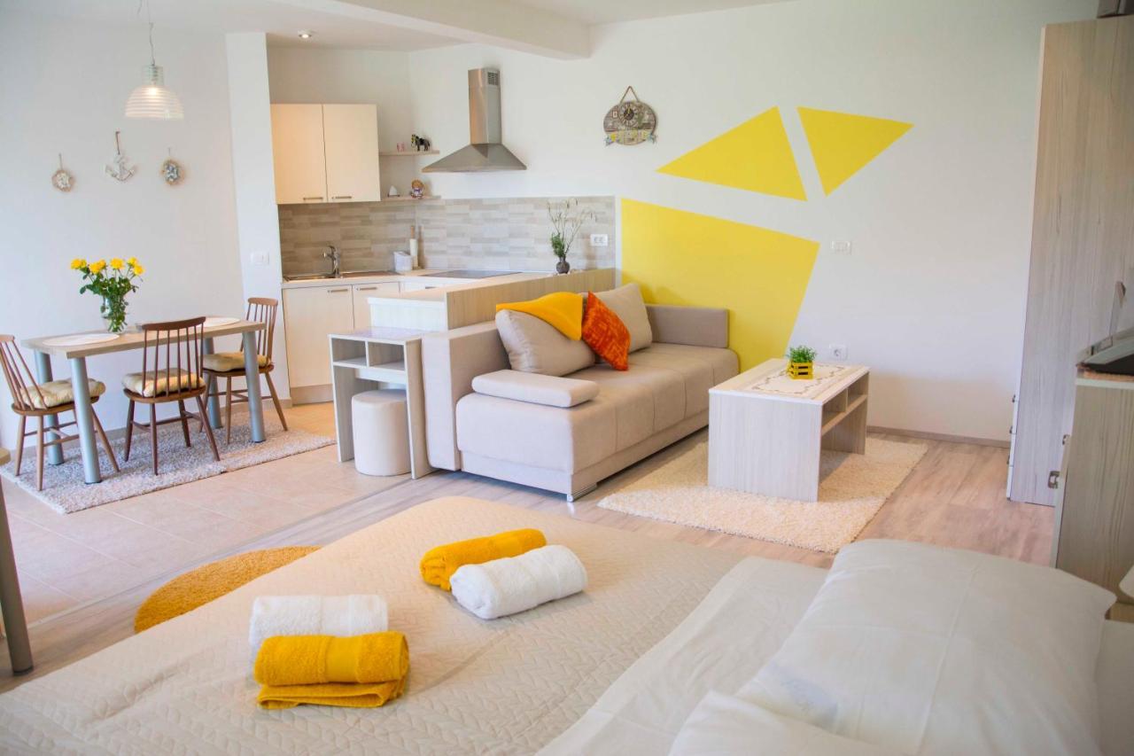 Vila Palma - App Palma & Room Figa Ankaran Buitenkant foto