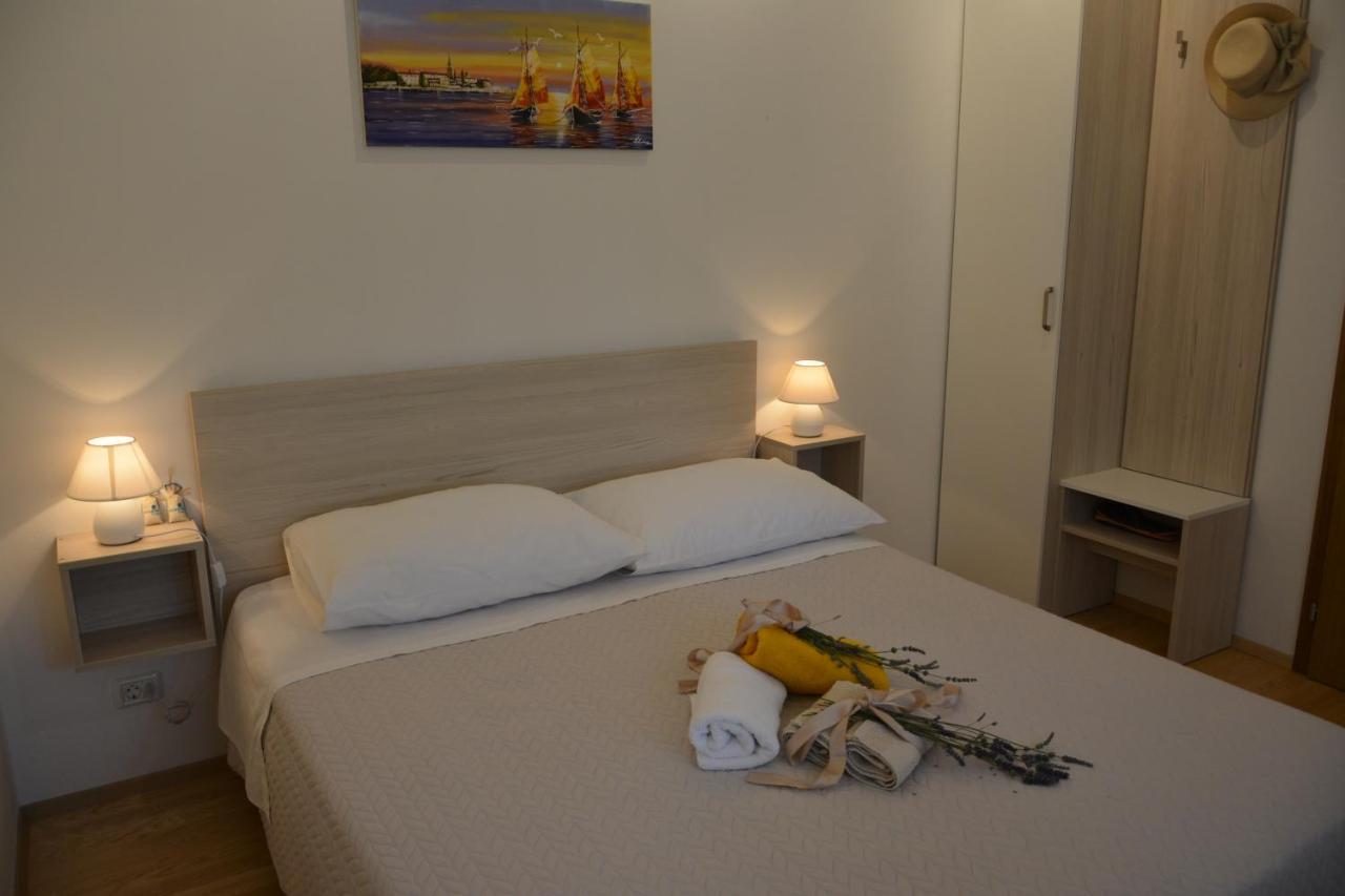 Vila Palma - App Palma & Room Figa Ankaran Buitenkant foto